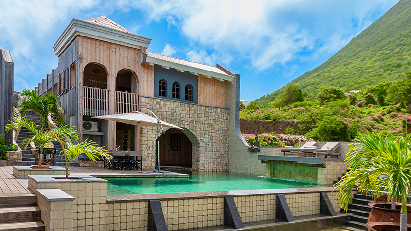 Whale Tails Hotel & Villas - Facade exterior-pool