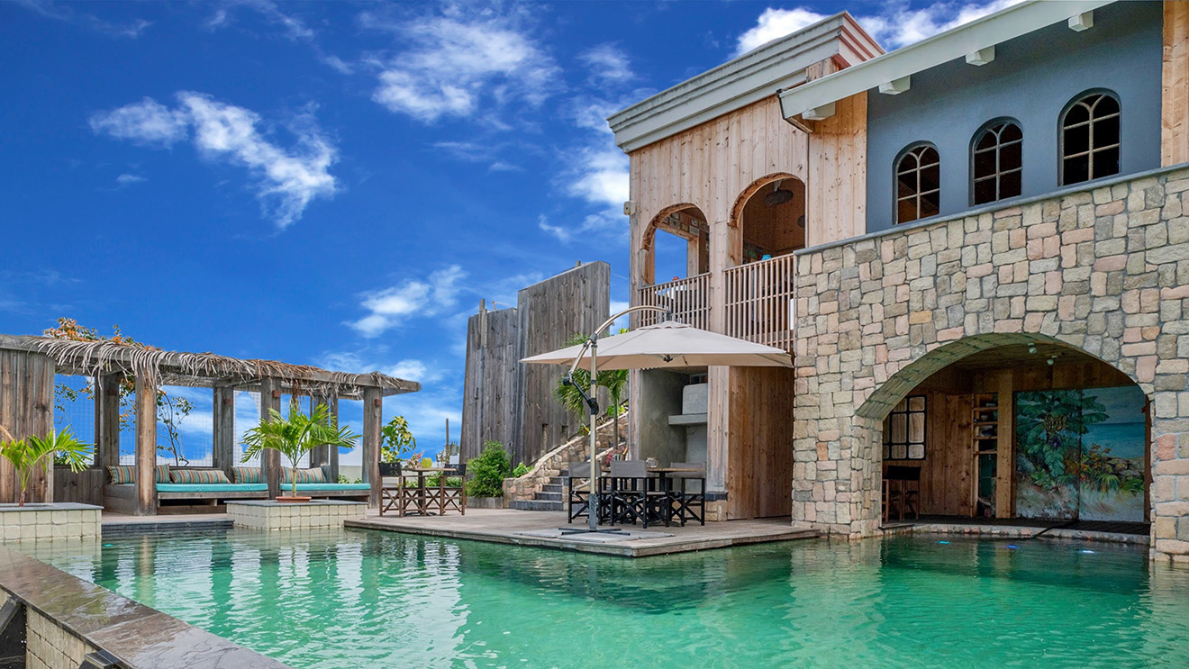 Whale Tails Hotel & Villas - signature pool exterior
